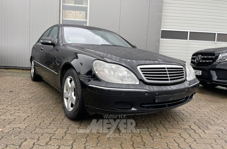 MERCEDES-BENZ W220 S400cdi, schwarz,