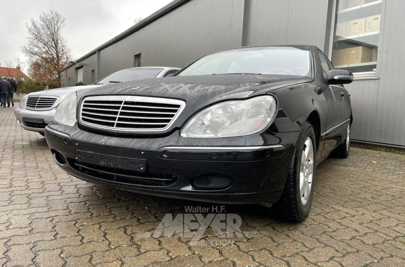 MERCEDES-BENZ W220 S400cdi, schwarz,