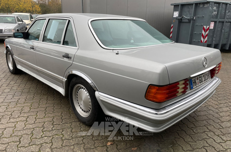 MERCEDES-BENZ W126 380SEL,