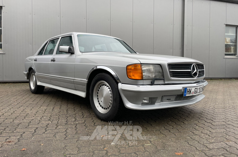 MERCEDES-BENZ W126 380SEL,