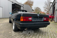 BMW 318i E30, Cabrio, schwarz