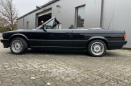 BMW 318i E30, Cabrio, schwarz