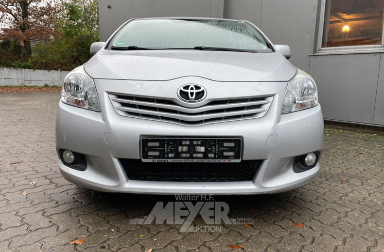 TOYOTA Verso, Platinsilber