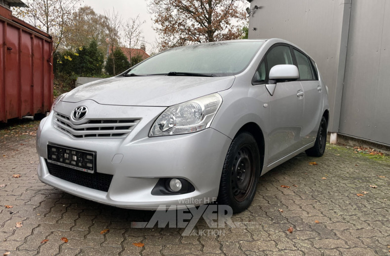 TOYOTA Verso, Platinsilber