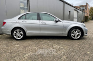 MERCEDES-BENZ C180, grau metallic,