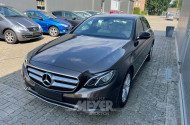 MERCEDES-BENZ E200d Limousine,