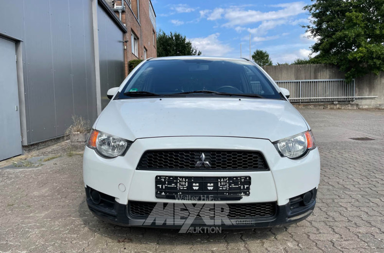 MITSUBISHI Colt, weiß. 5-trg.