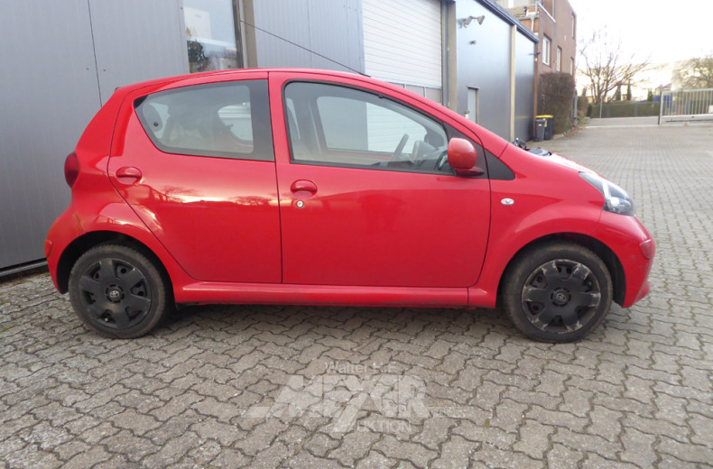 TOYOTA Aygo, rot. 4-trg.