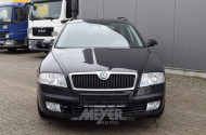 SKODA Octavia 1.9 TDI Kombi, schwarz