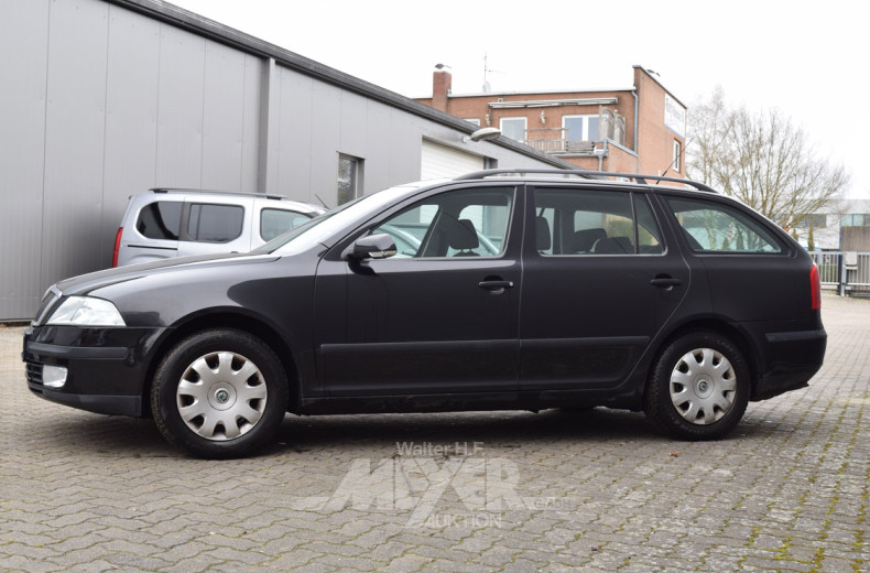 SKODA Octavia 1.9 TDI Kombi, schwarz