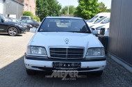 MERCEDES-BENZ W202 C180 Limousine, weiß