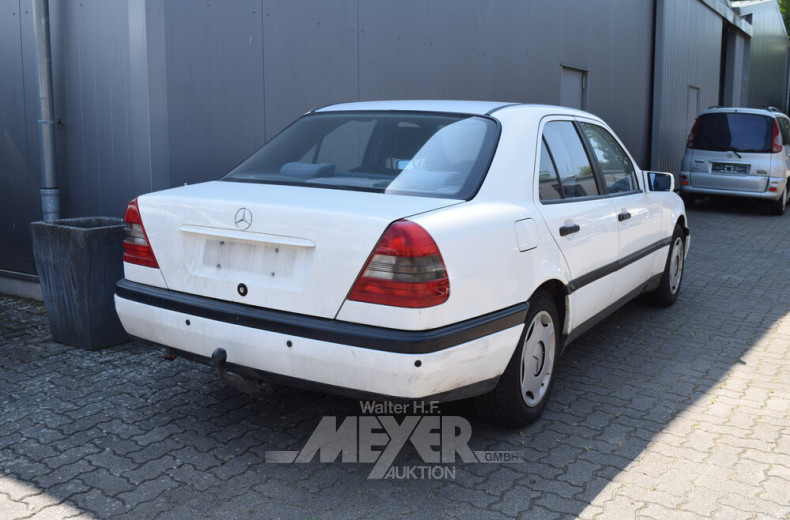 MERCEDES-BENZ W202 C180 Limousine, weiß