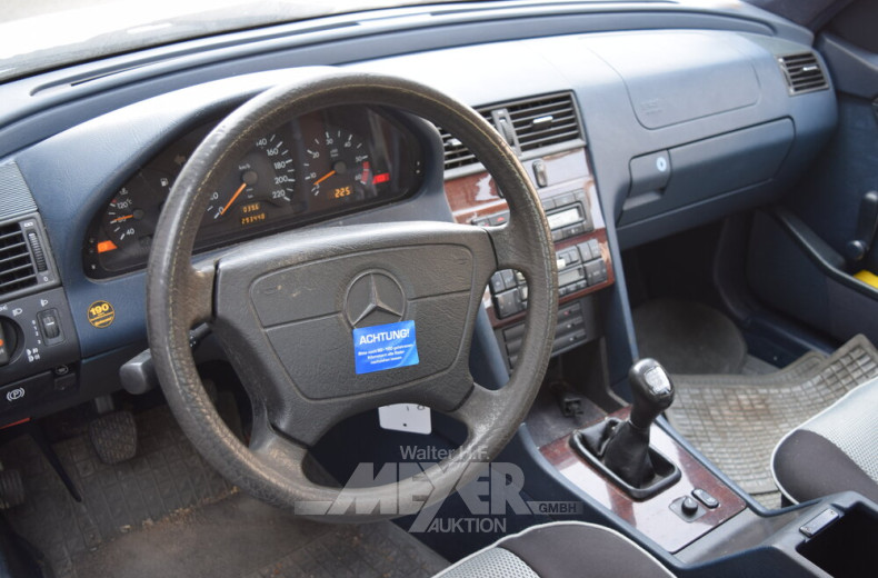 MERCEDES-BENZ W202 C180 Limousine, weiß