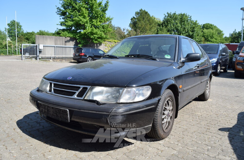 SAAB 900 II, schwarz, 4-trg.