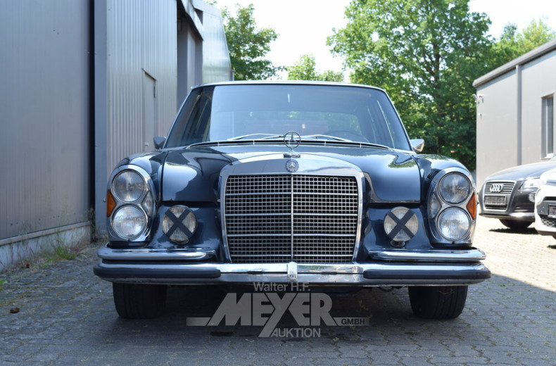 MERCEDES-BENZ W108 280 SE/9 3.5