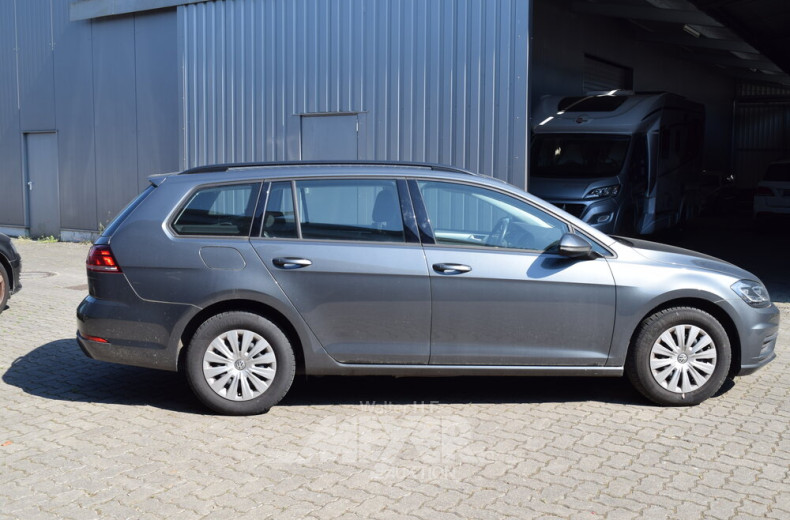 VOLKSWAGEN Golf Variant 1.0 TSI OPF