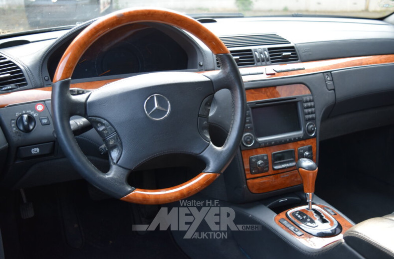 MERCEDES-BENZ W220 S500L,