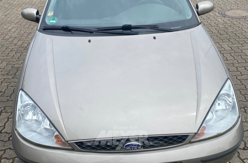 FORD Focus Limousine, silber