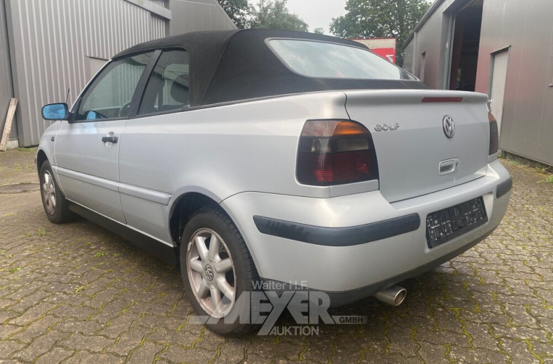 VOLKSWAGEN Golf III Cabriolet,