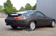 PORSCHE 928 S4