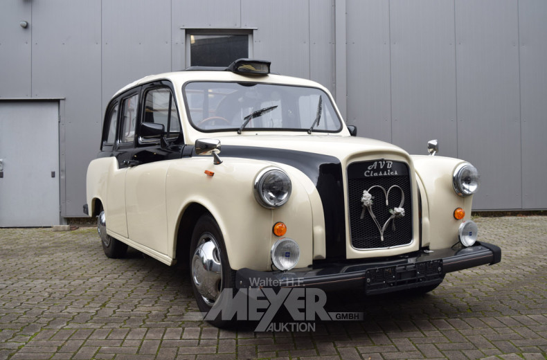 LTI Carbodies London Taxi Landualet FX4,