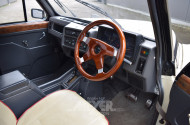 LTI Carbodies London Taxi Landualet FX4,