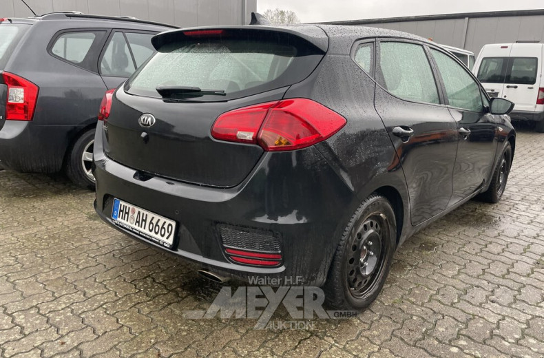 KIA Ceed 1.4 ED7 Emotion Travel,