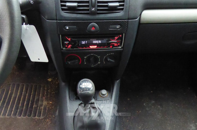 RENAULT Clio 1.2, silber