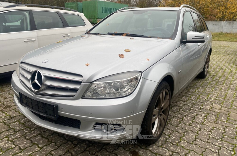 MERCEDES-BENZ C180 W204, silber