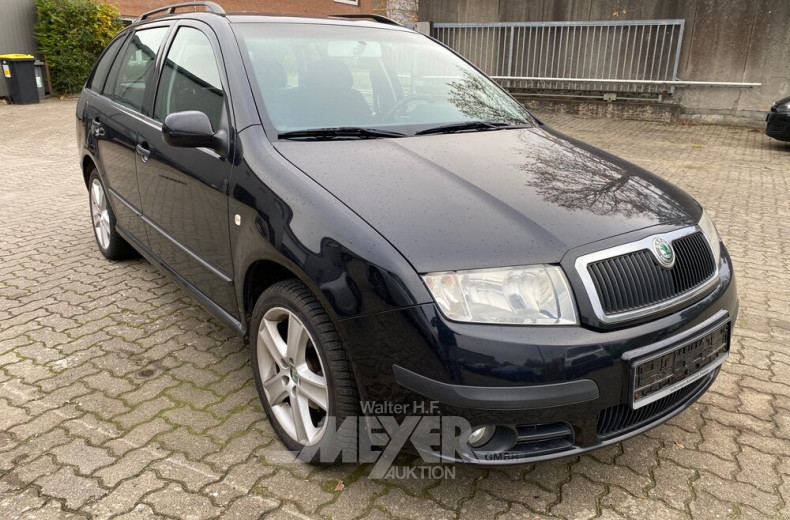 SKODA Fabia, schwarz metallic