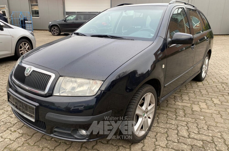 SKODA Fabia, schwarz metallic