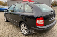 SKODA Fabia, schwarz metallic