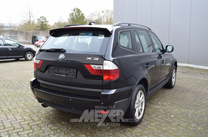 BMW X3 20d xDrive, schwarz