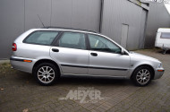 VOLVO V 40 Kombi, silber metallic