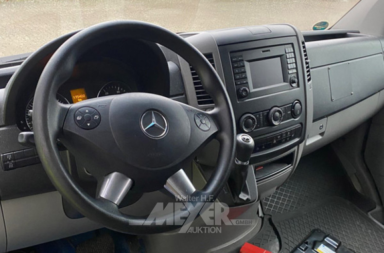 MERCEDES-BENZ Sprinter 319 CDI BlueTec