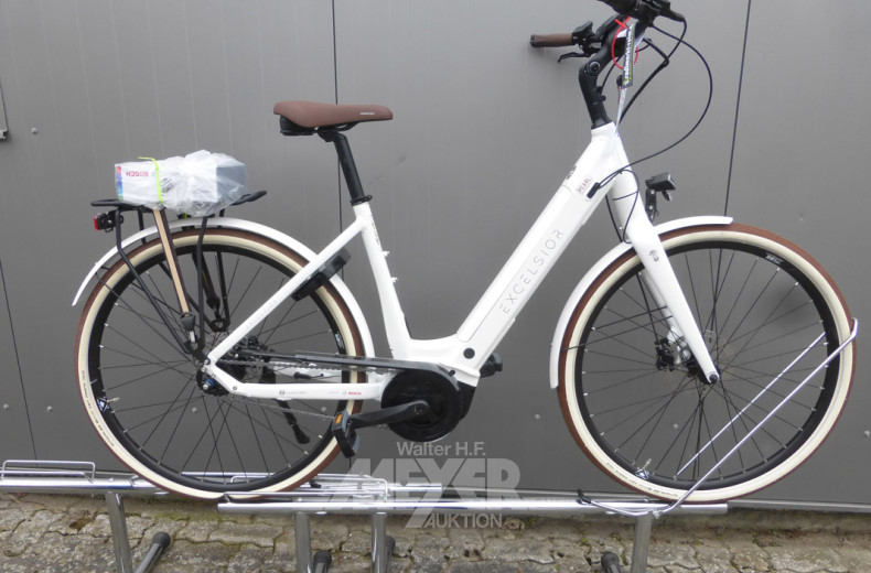 E-Bike, perlmut-weiß