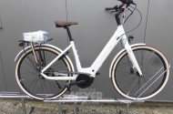 E-Bike, perlmut-weiß