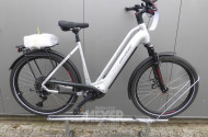 E-Bike, silbermatt/rot