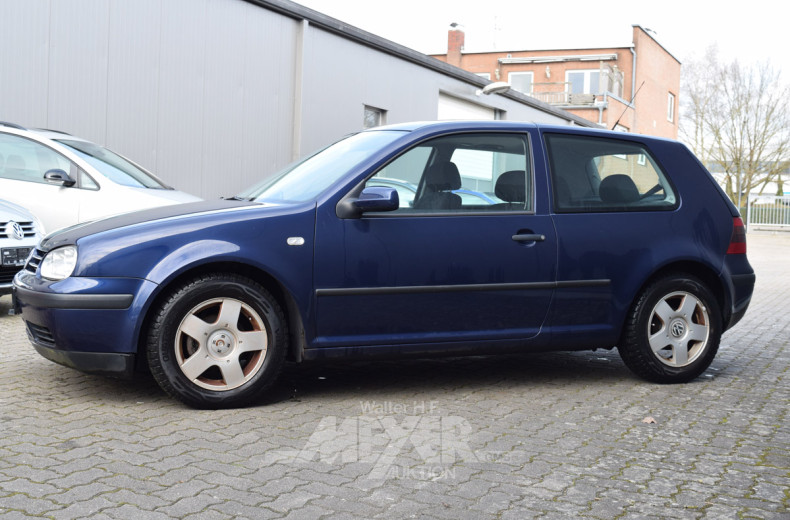 VOLKSWAGEN Golf IV, blau