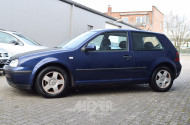 VOLKSWAGEN Golf IV, blau