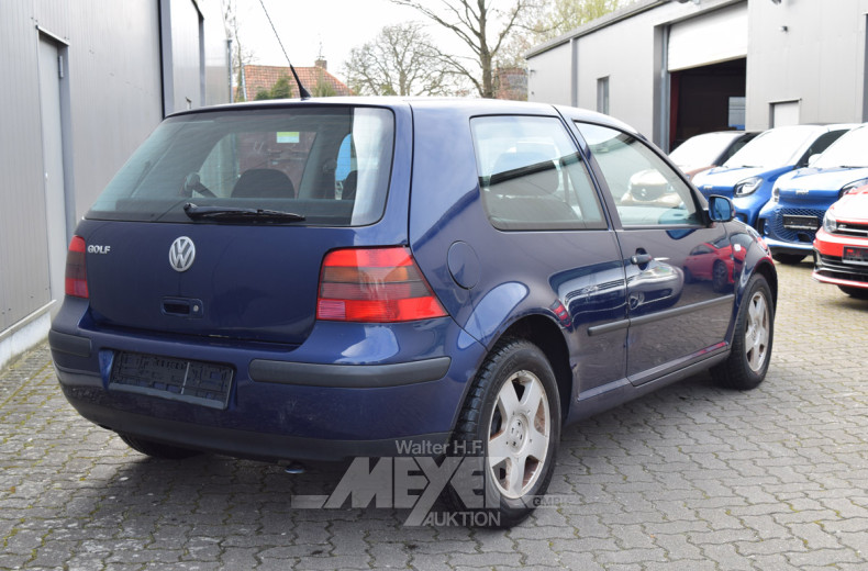 VOLKSWAGEN Golf IV, blau