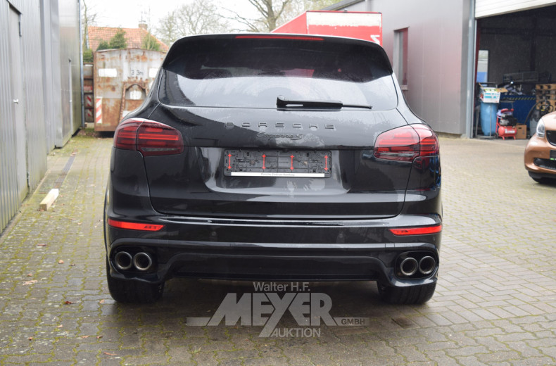 PORSCHE Cayenne S Diesel V8, schwarz