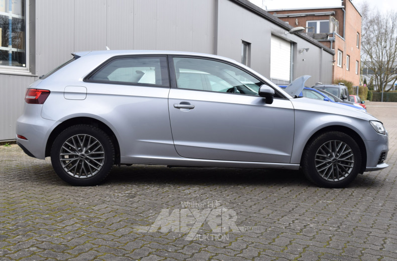 AUDI A3 1.6 TDI S-Tronic, 3.trg