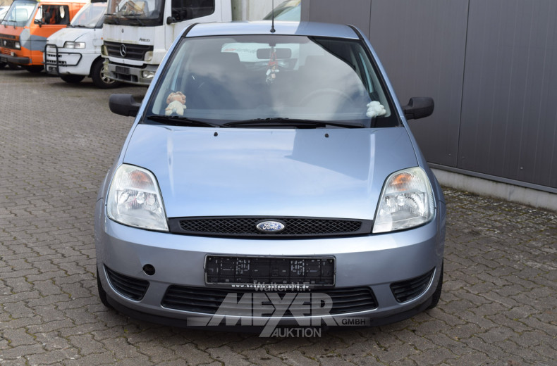 FORD Fiesta, hellblau, 3-trg.