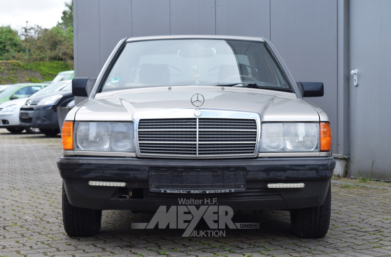 MERCEDES-BENZ 190E W201, silber