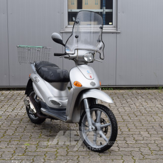 PIAGGIO Roller Liberty 125, silber