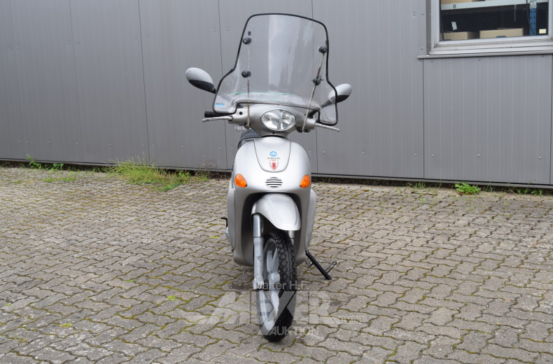 PIAGGIO Roller Liberty 125, silber