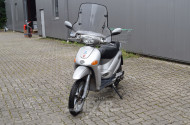 PIAGGIO Roller Liberty 125, silber