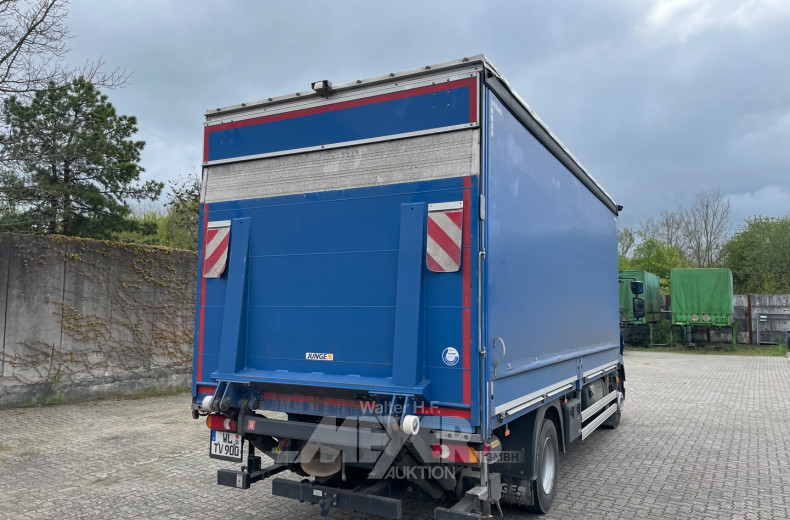 LKW DAF LF260 FA, teilfoliert