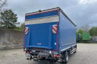 LKW DAF LF260 FA, teilfoliert